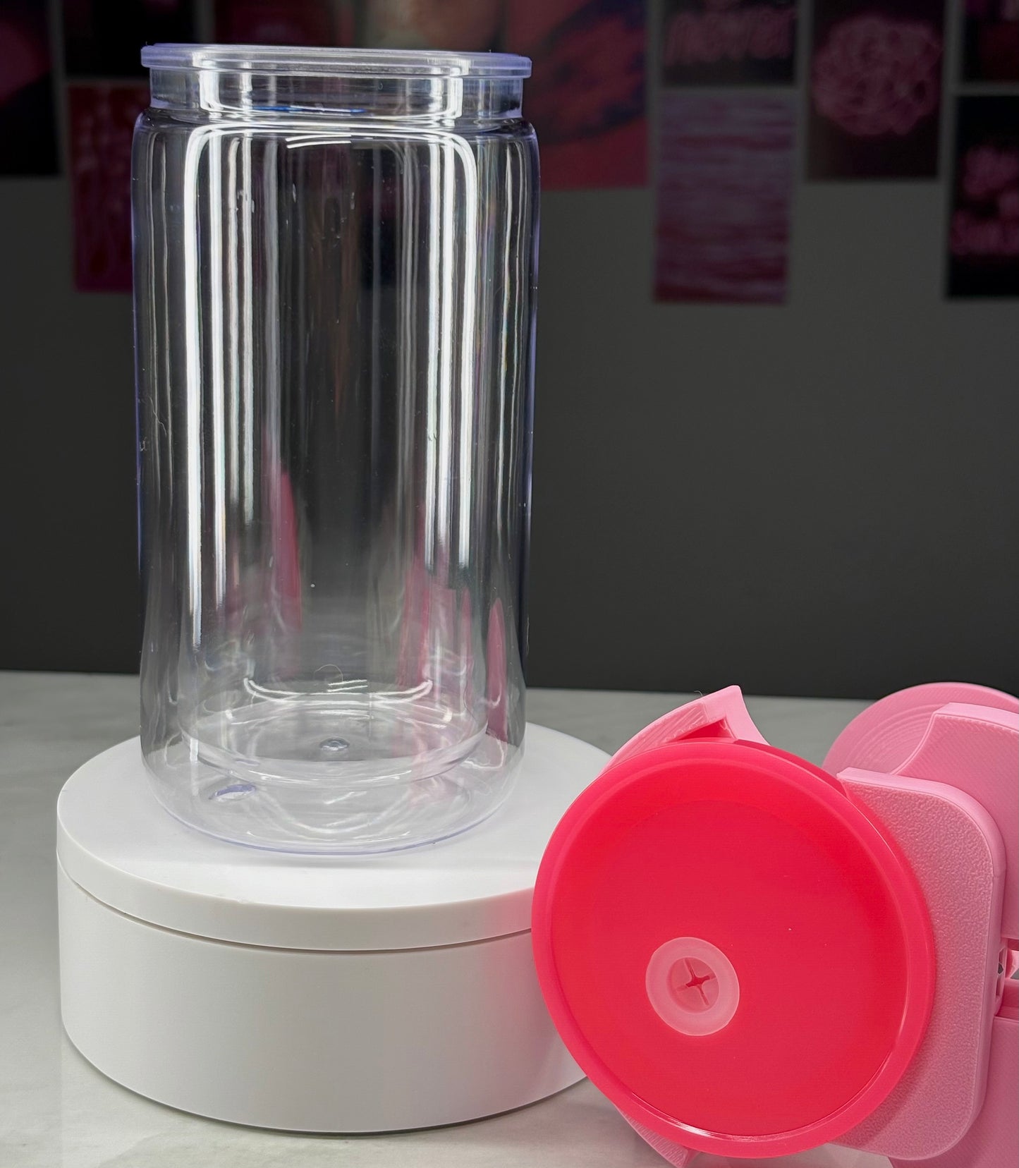 16 oz Acrylic Snowglobe Hot Pink Lid